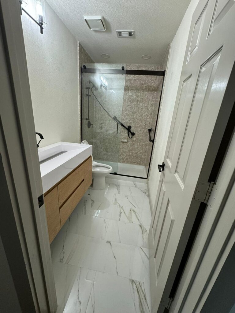 High-End Essentials Must-Have Features for a Luxury Arlington Bathroom Remodel